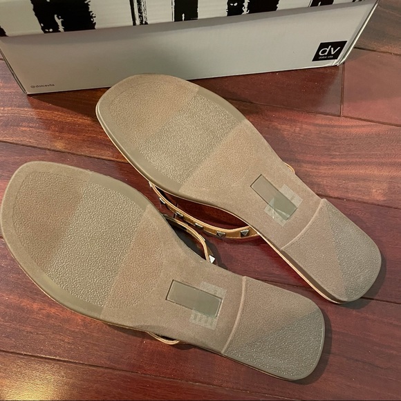 NWT DV by Dolce Vita Jociah Studded Sandals - Picture 5 of 6
